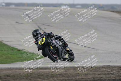 media/Nov-29-2025-TrackDaz (Sat) [[10ae2d9bce]]/B Group/Session 3 (Outside Grapevine)/